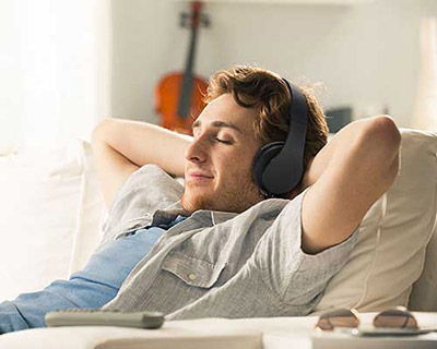 pair-of-headphones-The-Comfort